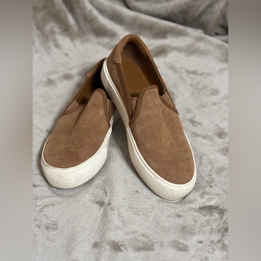 UGG leather/suede Brown Slip-On Shoes | Size: 7.5 (w) | color: tan
